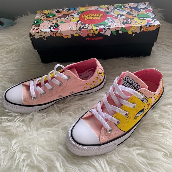 Converse Shoes - Converse x Looney Tunes Tweety Bird Lo Tops LE 6